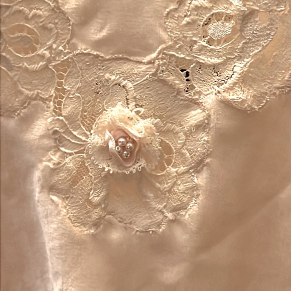 Christian Dior Soft Ruffle Silky Nightgown - Picture 5 of 13